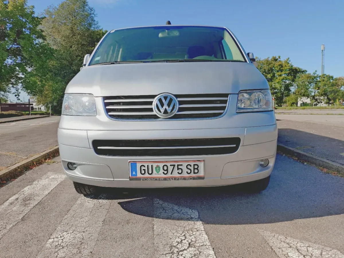 Volkswagen Multivan 2006 photo 2