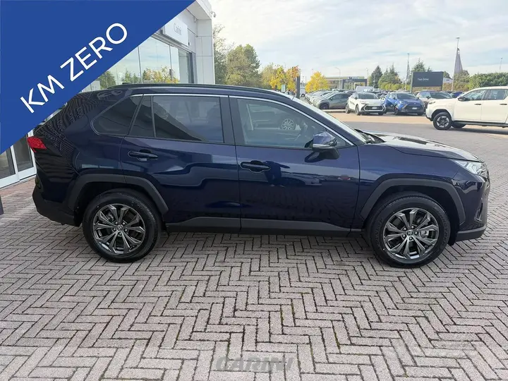 Toyota Rav4 2026 photo 3