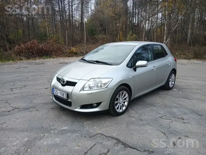 Toyota Auris