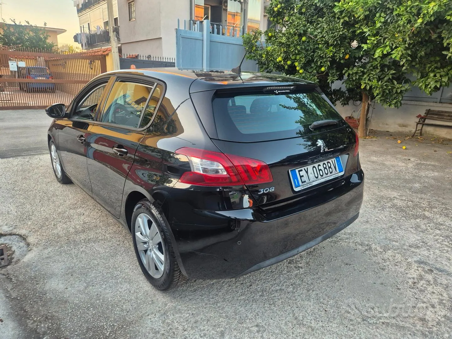 Peugeot 308 2015 photo 5