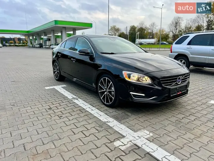 Volvo S60 2016 photo 3