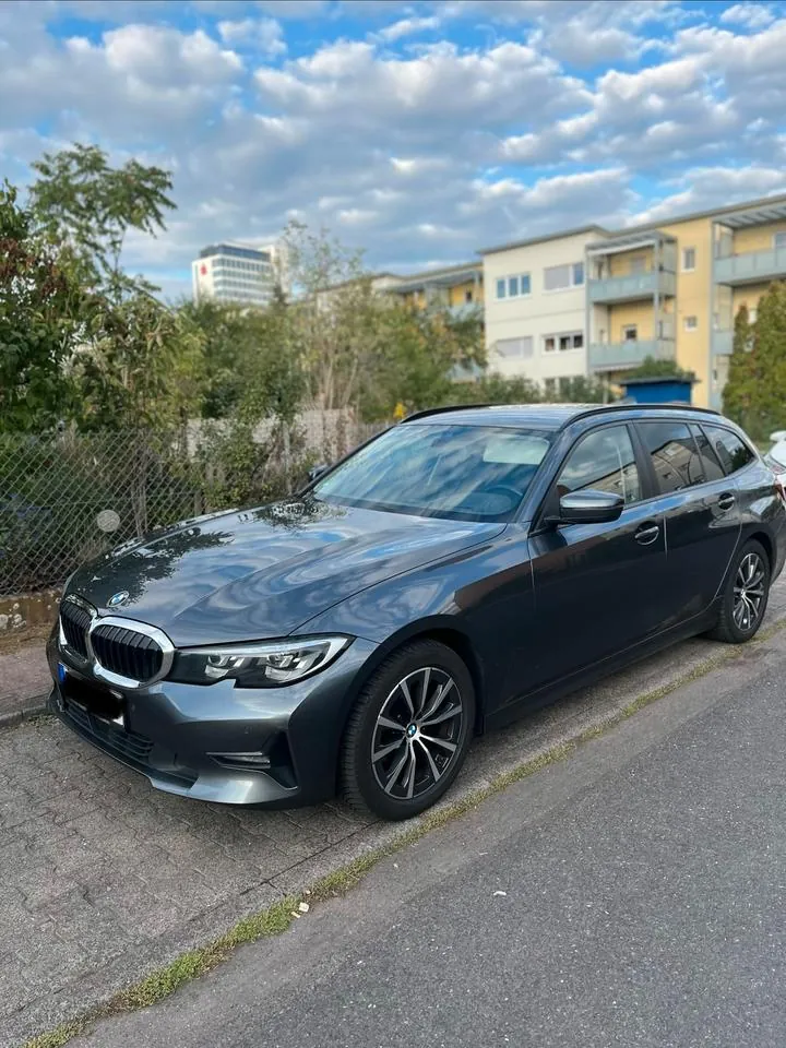 BMW 318D Touring