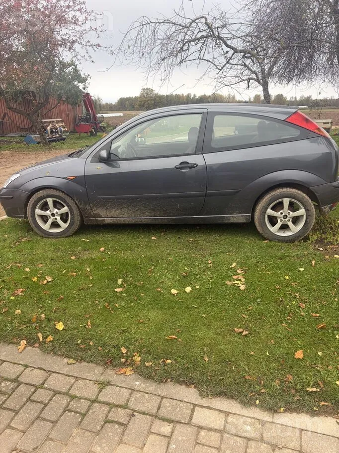 Ford Focus 2004 photo 3