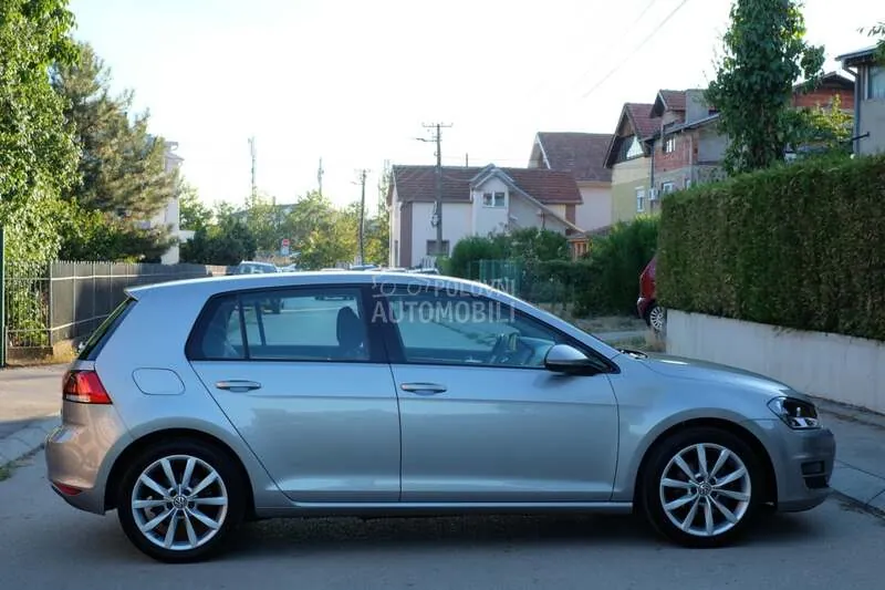 Volkswagen Golf 2013 photo 3