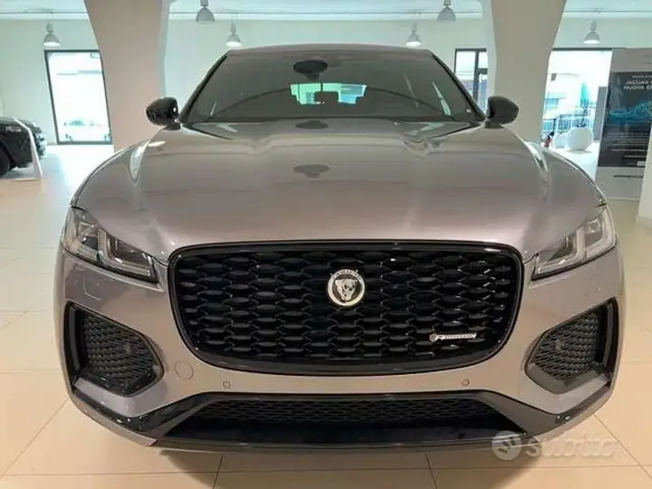 Jaguar F-Pace 2026 photo 3