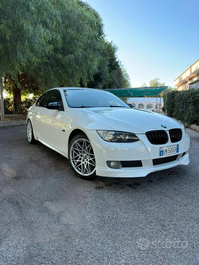 BMW 320D 2008 photo 2