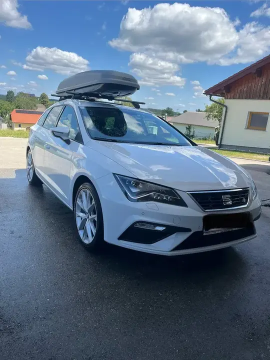 Seat Leon 2018 photo 2