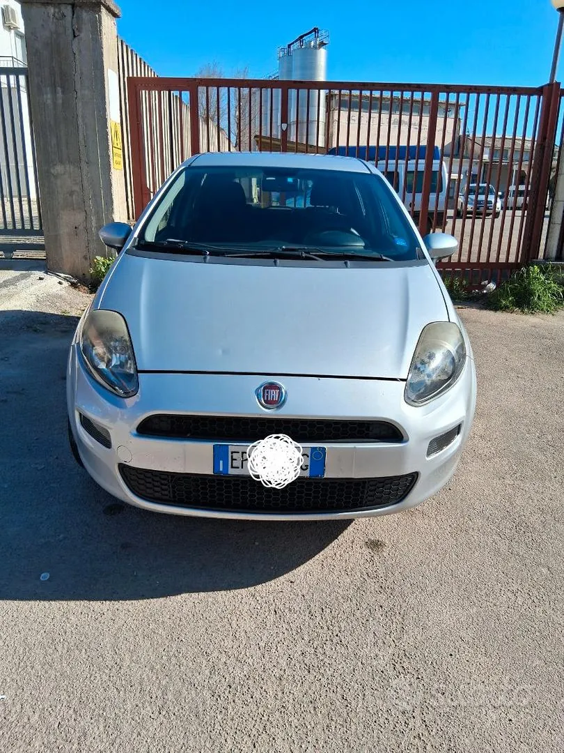 Fiat Punto Evo 2013 photo 2