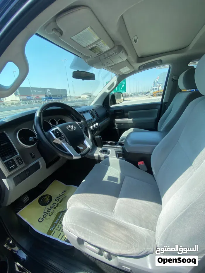 Toyota Sequoia 2016 photo 3