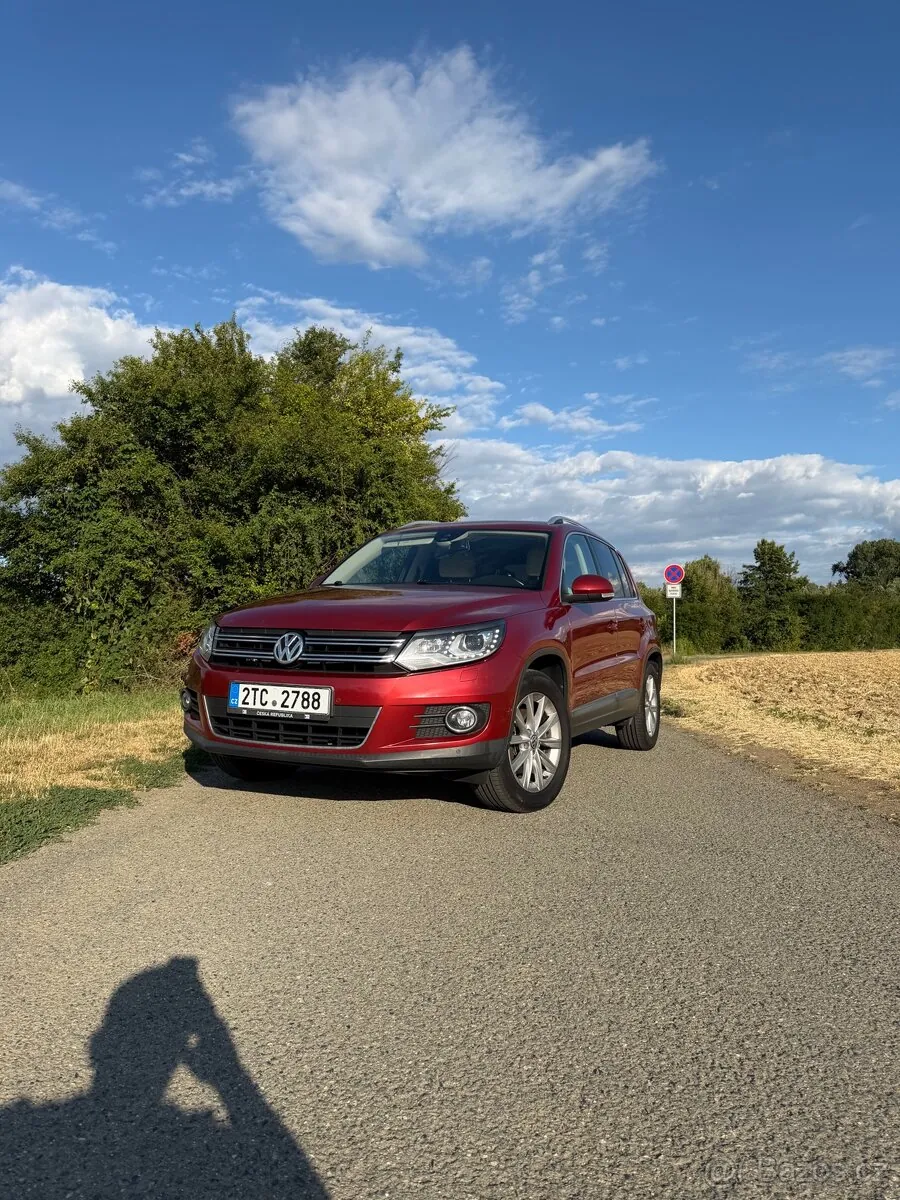 Volkswagen Tiguan 2012 photo 2