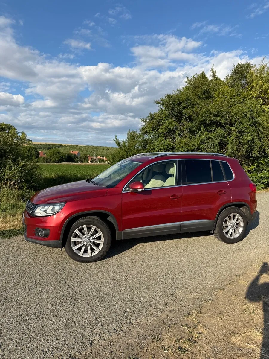 Volkswagen Tiguan 2012 photo 3