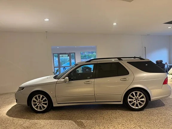 Saab 9-5 2009 photo 5