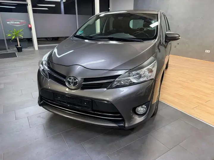 Toyota Verso