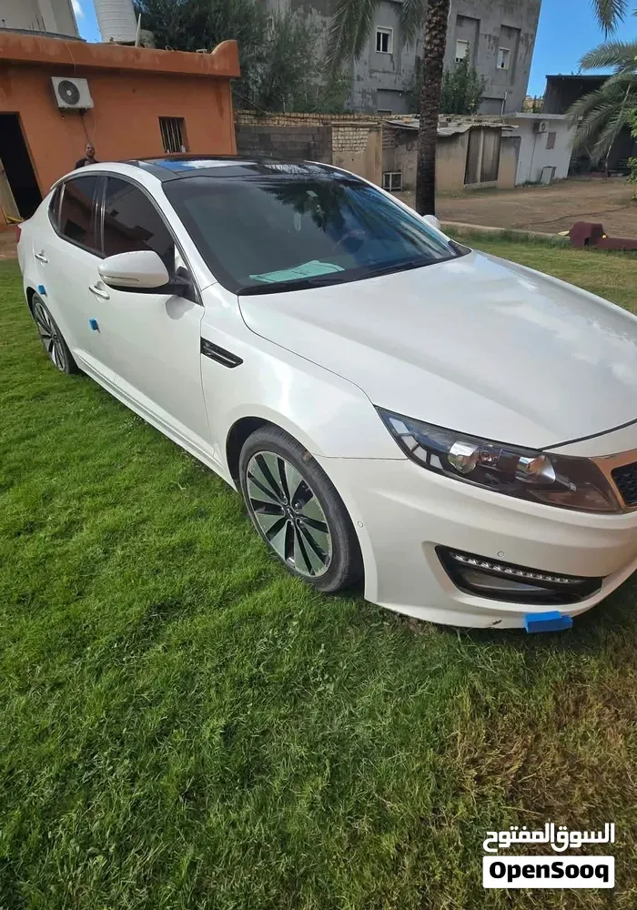 Kia K5 2012 photo 2