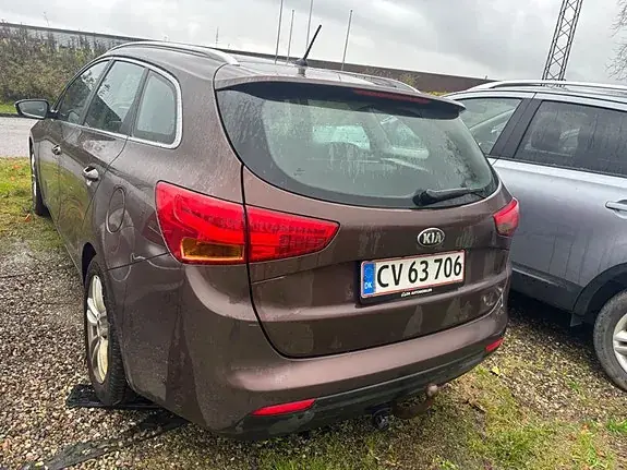Kia Ceed 2013 photo 2