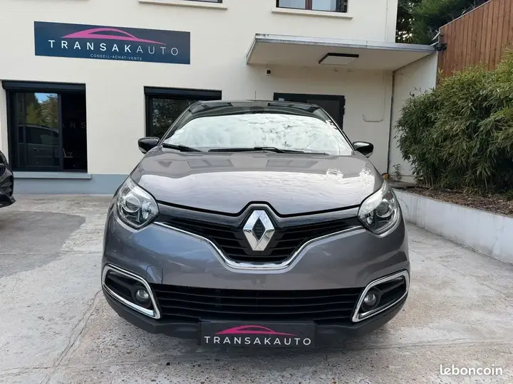 Renault Captur 2016 photo 2