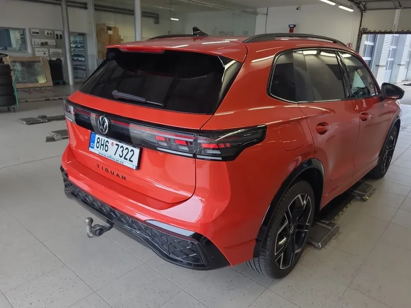 Volkswagen Tiguan 2024 photo 4
