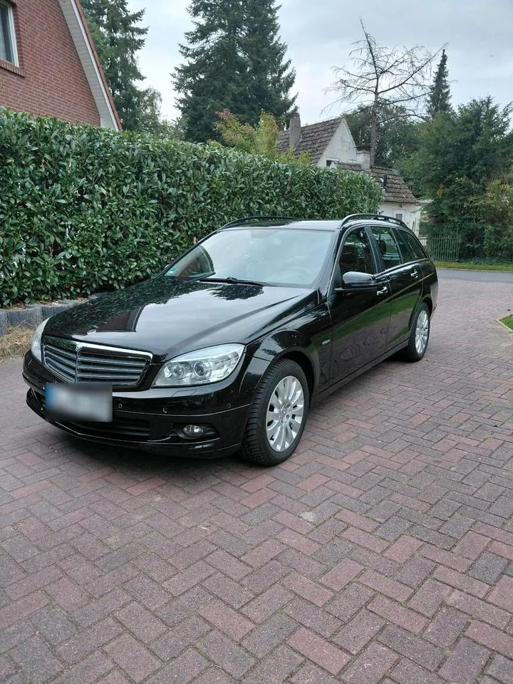 Mercedes-Benz W204