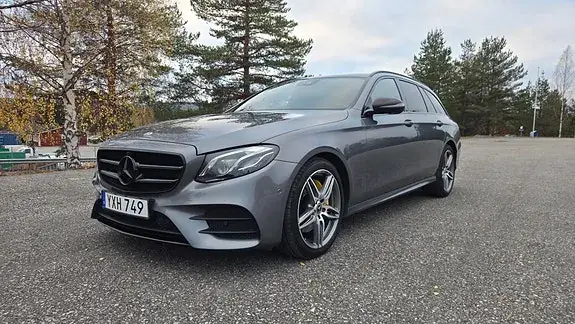 Mercedes-Benz E 220