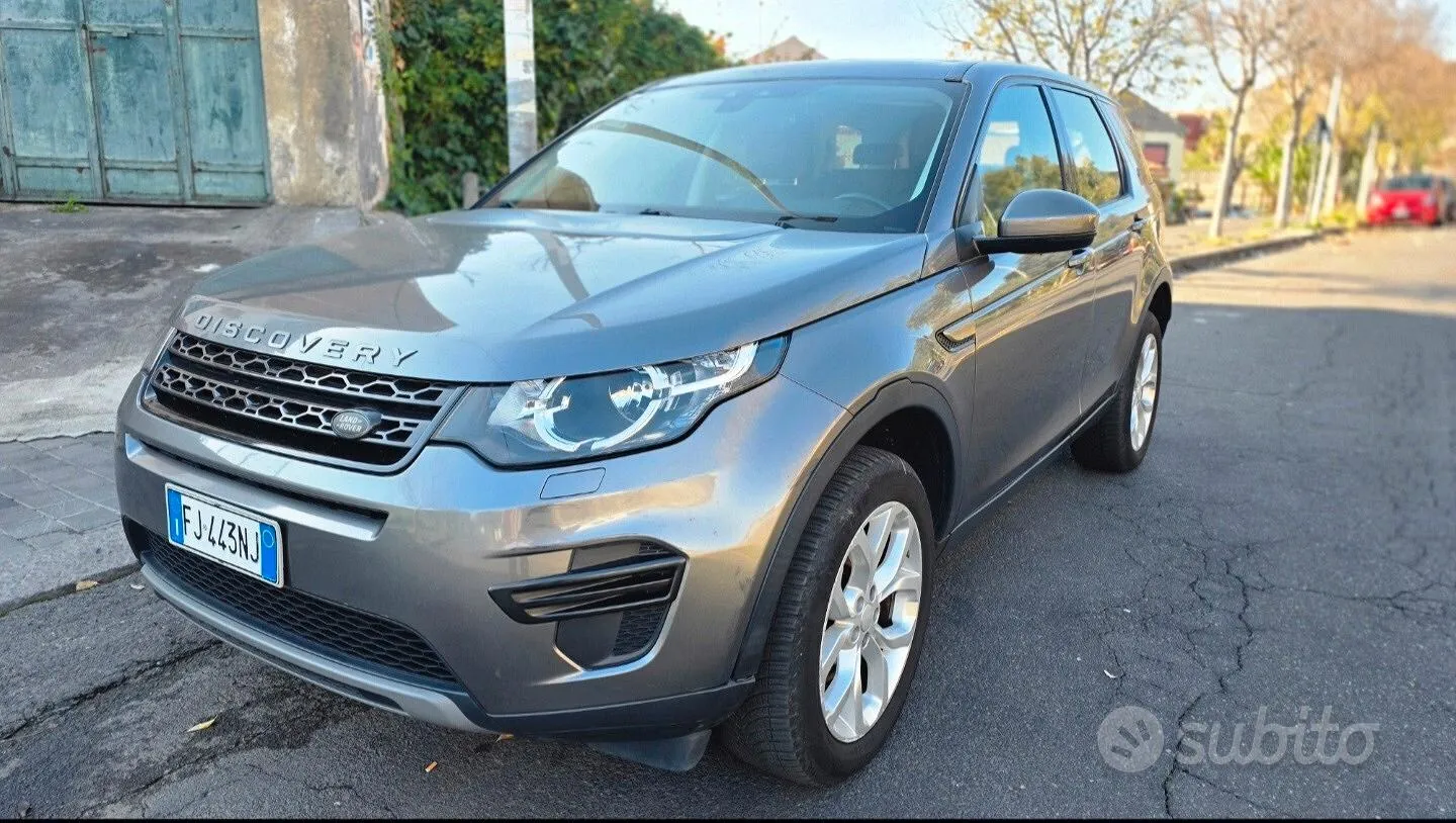 Land Rover Discovery Sport 2017 photo 5