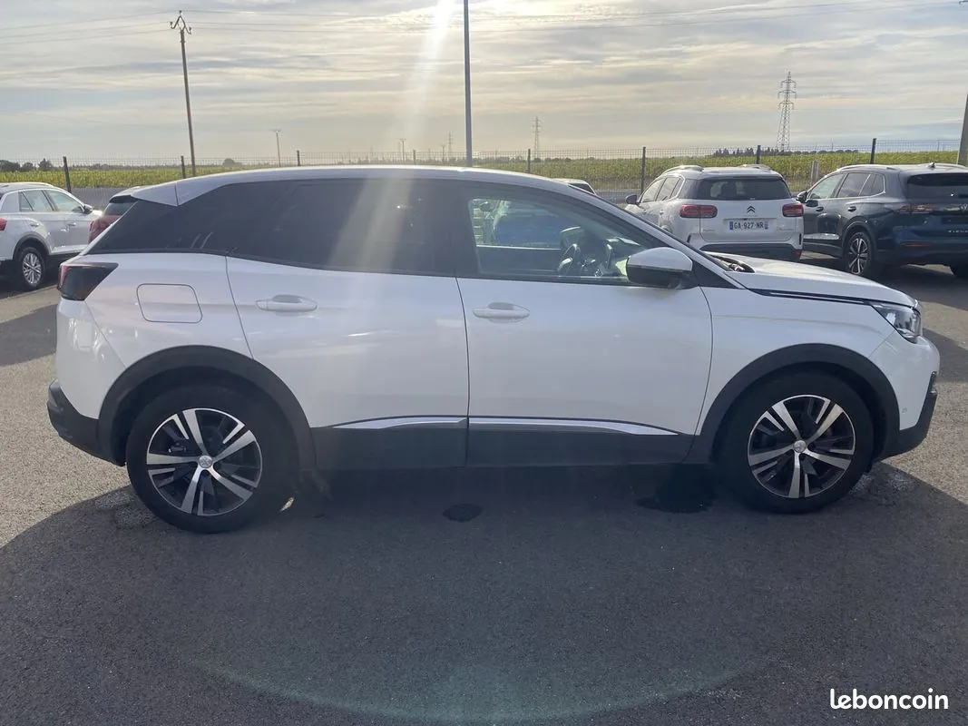 Peugeot 3008 2018 photo 4