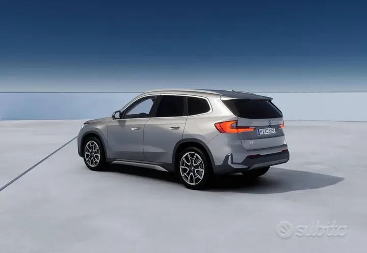 BMW X1 photo 2