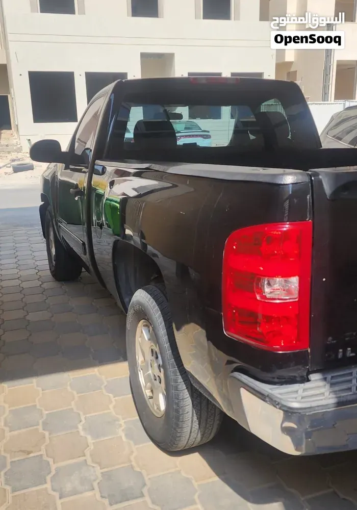 Chevrolet Silverado 2011 photo 3