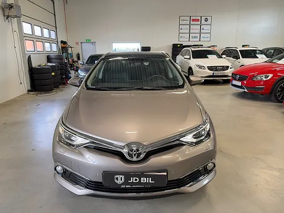 Toyota Auris 2016 photo 4
