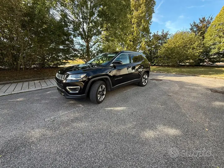 Jeep Compass 2018 photo 2