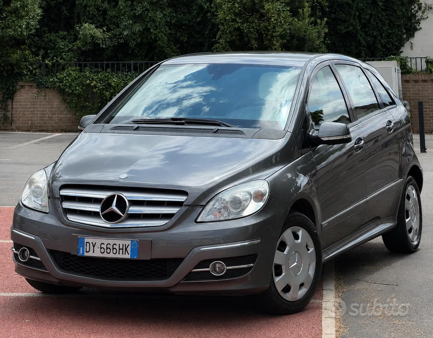 Mercedes-Benz B 180 Cdi 2009 photo 2