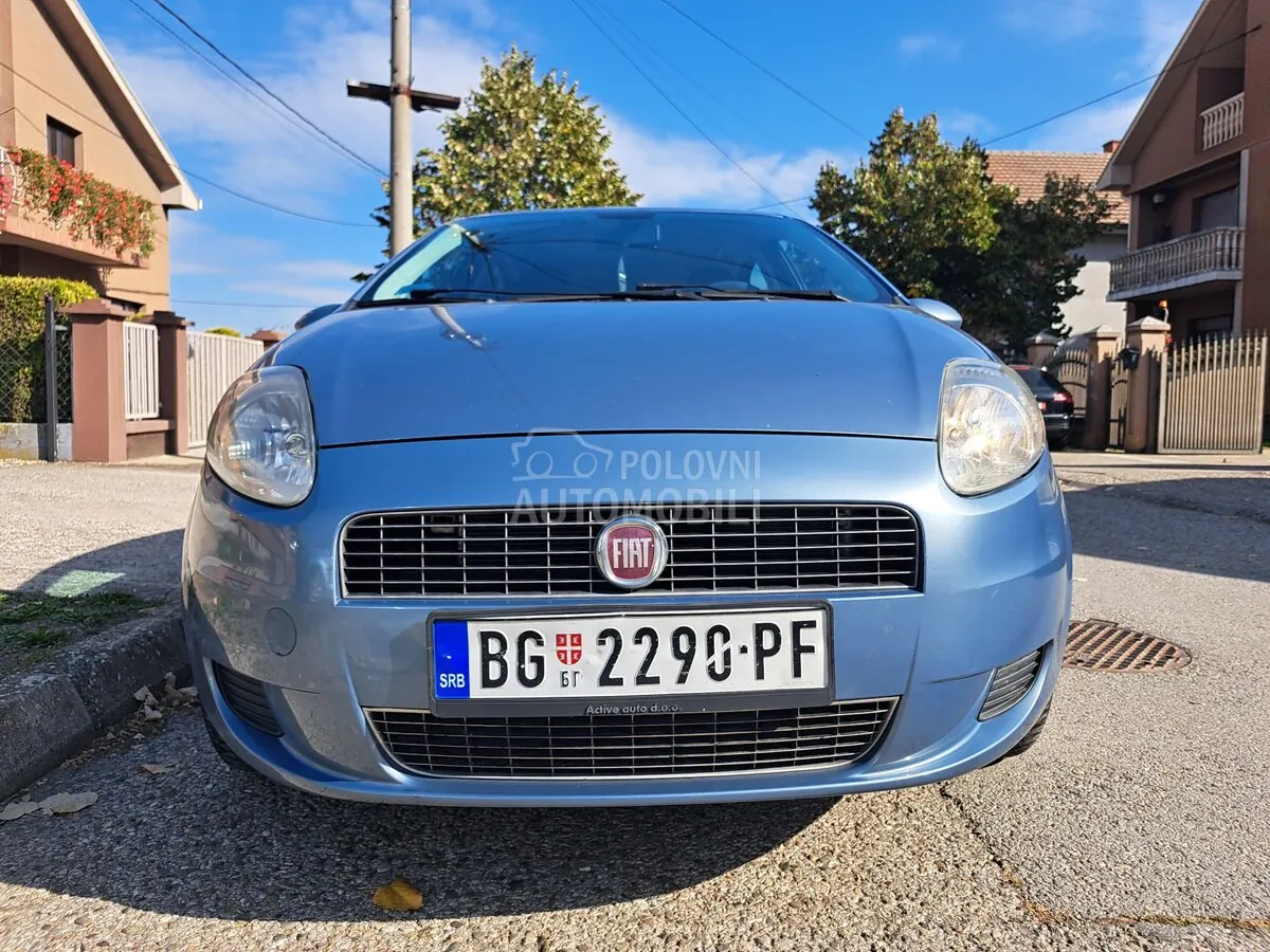 Fiat Grande Punto 2009 photo 5