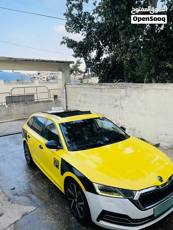 Skoda Octavia 2021 photo 2