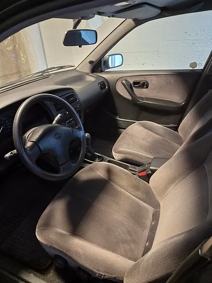 Nissan Primera 1995 photo 5