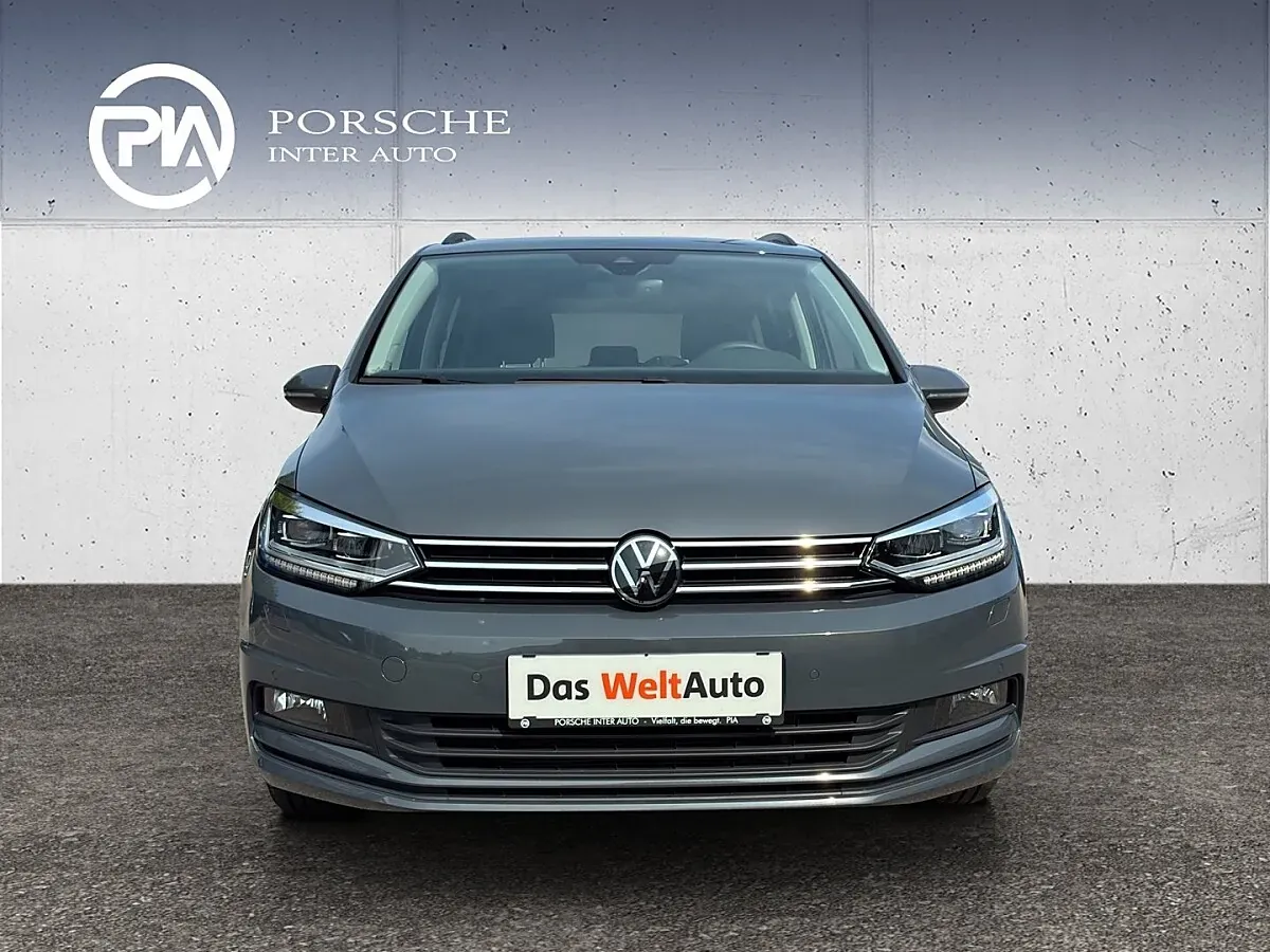 Volkswagen Touran 2025 photo 2