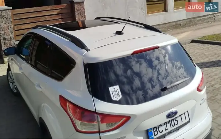 Ford Escape 2016 photo 5