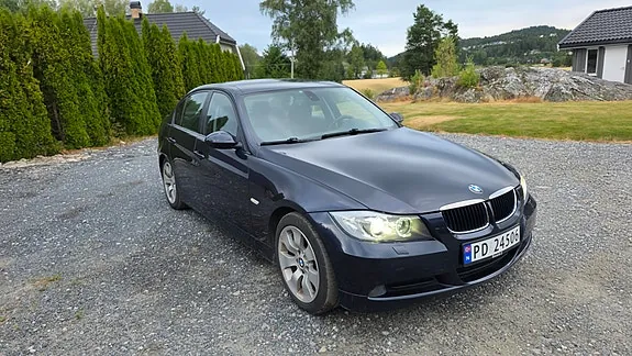 BMW 318I 2007 photo 3
