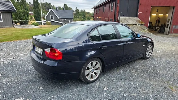 BMW 318I 2007 photo 5