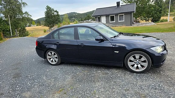 BMW 318I 2007 photo 4