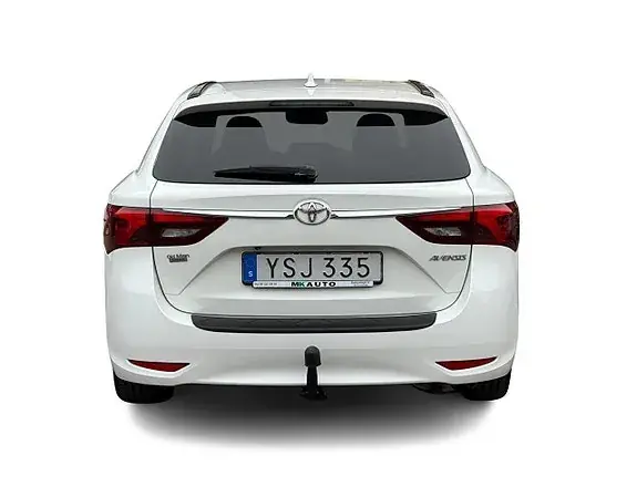 Toyota Avensis 2017 photo 5