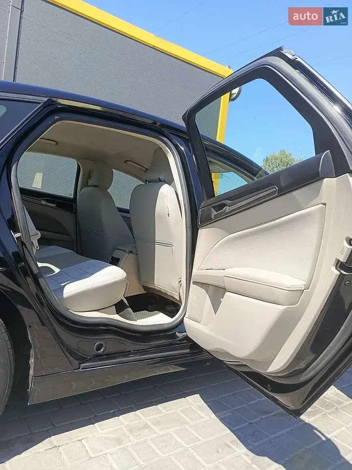 Ford Fusion 2018 photo 4