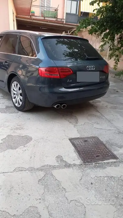 Audi A4 2009 photo 3