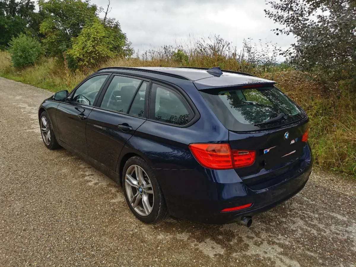 BMW 3 Series 2013 photo 2