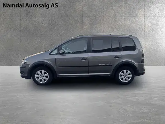 Volkswagen Touran 2010 photo 4