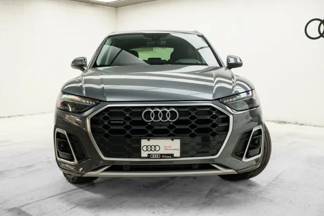 Audi Q5 2024 photo 2