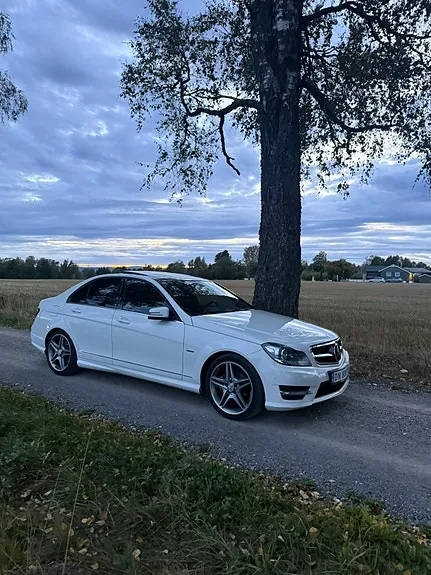 Mercedes-Benz C180 D 2012 photo 3