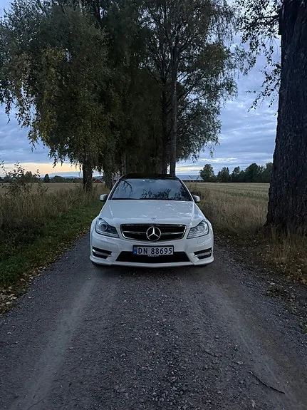 Mercedes-Benz C180 D 2012 photo 2