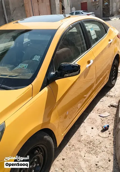 Hyundai Accent 2011 photo 2