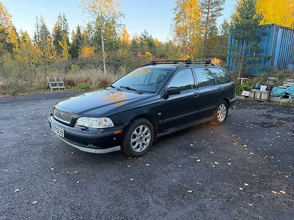 Volvo V40 2000 photo 5