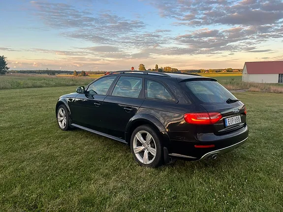 Audi A4 Allroad 2016 photo 2