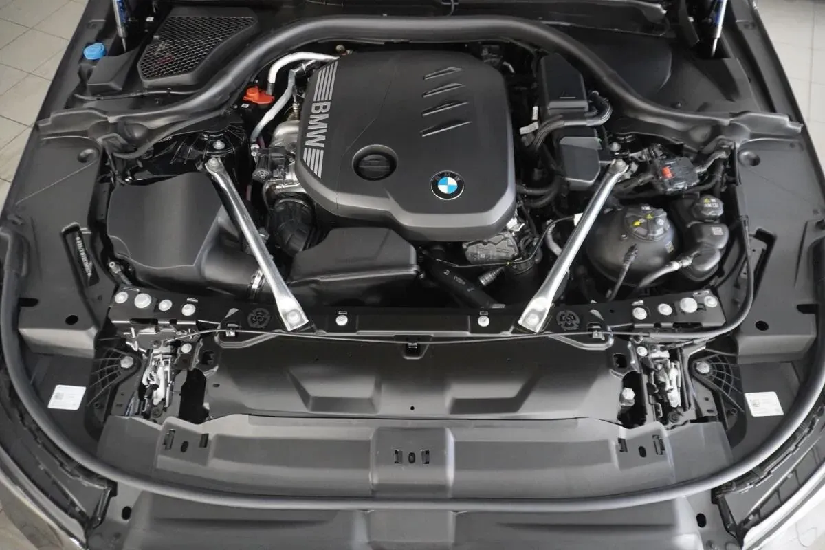 BMW 5 Series 2026 photo 2